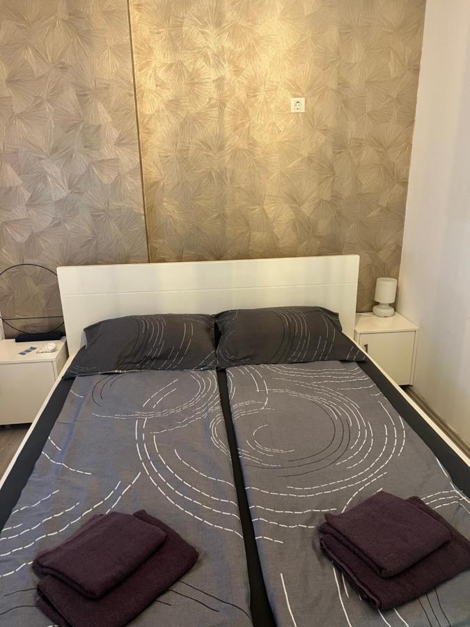 Apartment Brno Pula Luaran gambar