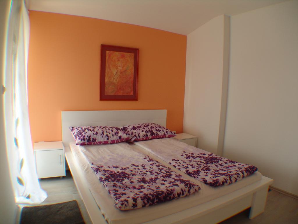 Apartment Brno Pula Luaran gambar