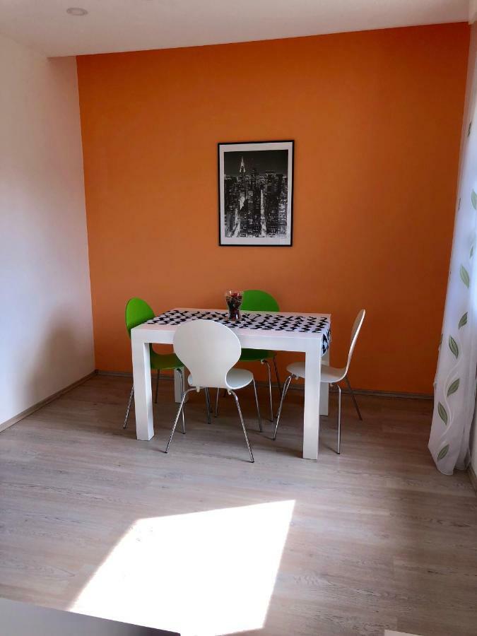 Apartment Brno Pula Luaran gambar