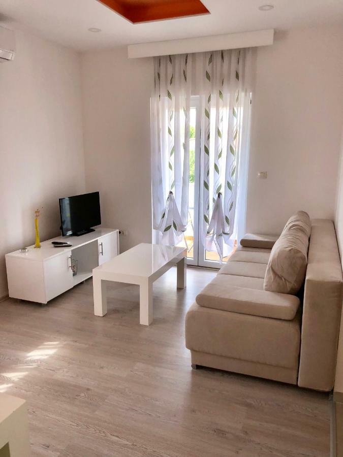 Apartment Brno Pula Luaran gambar